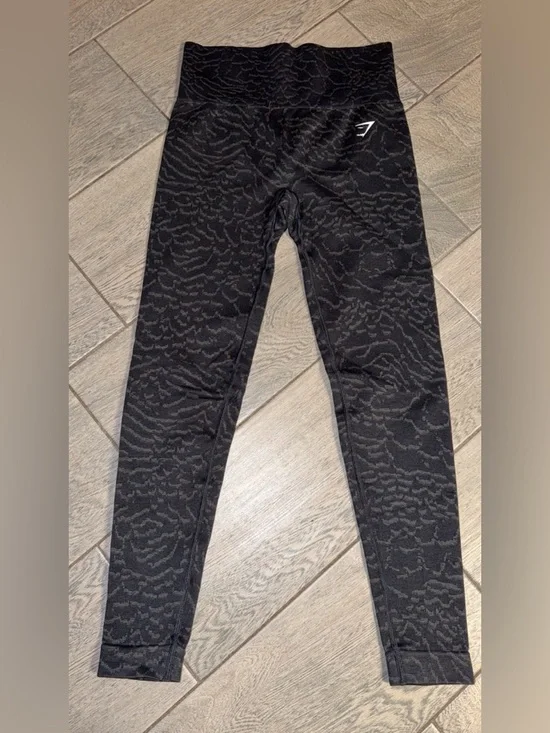 Gymshark Adapt Animal Seamless High-Waisted Leggings - Black/Gray #V00 - Picture 3 of 6